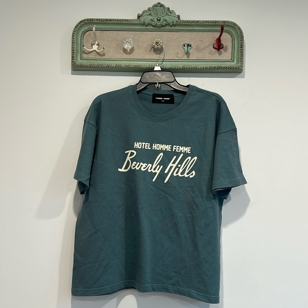 New Homme + femme cropped short sleeve teal T-shirt graphic nightlife medium tee